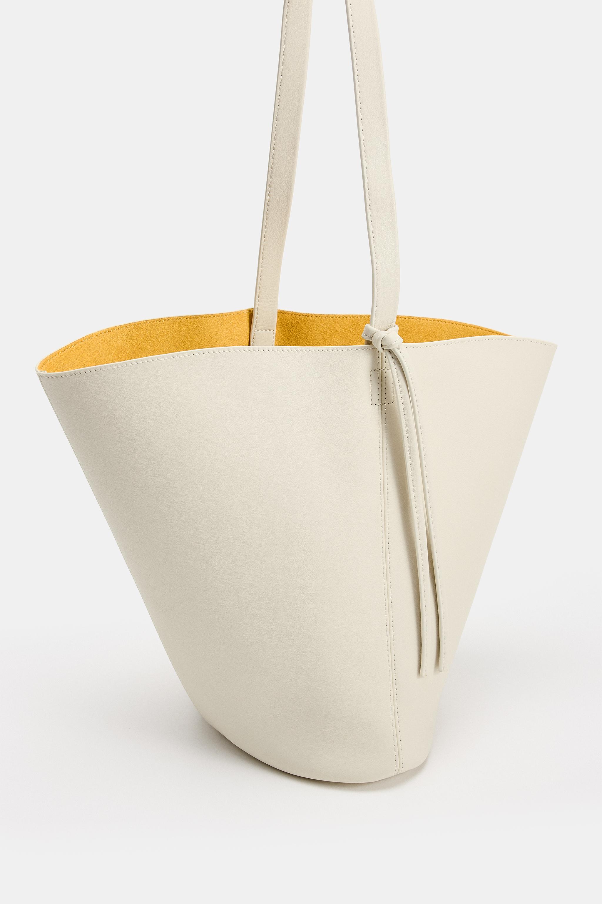 LEATHER SHOULDER BAG